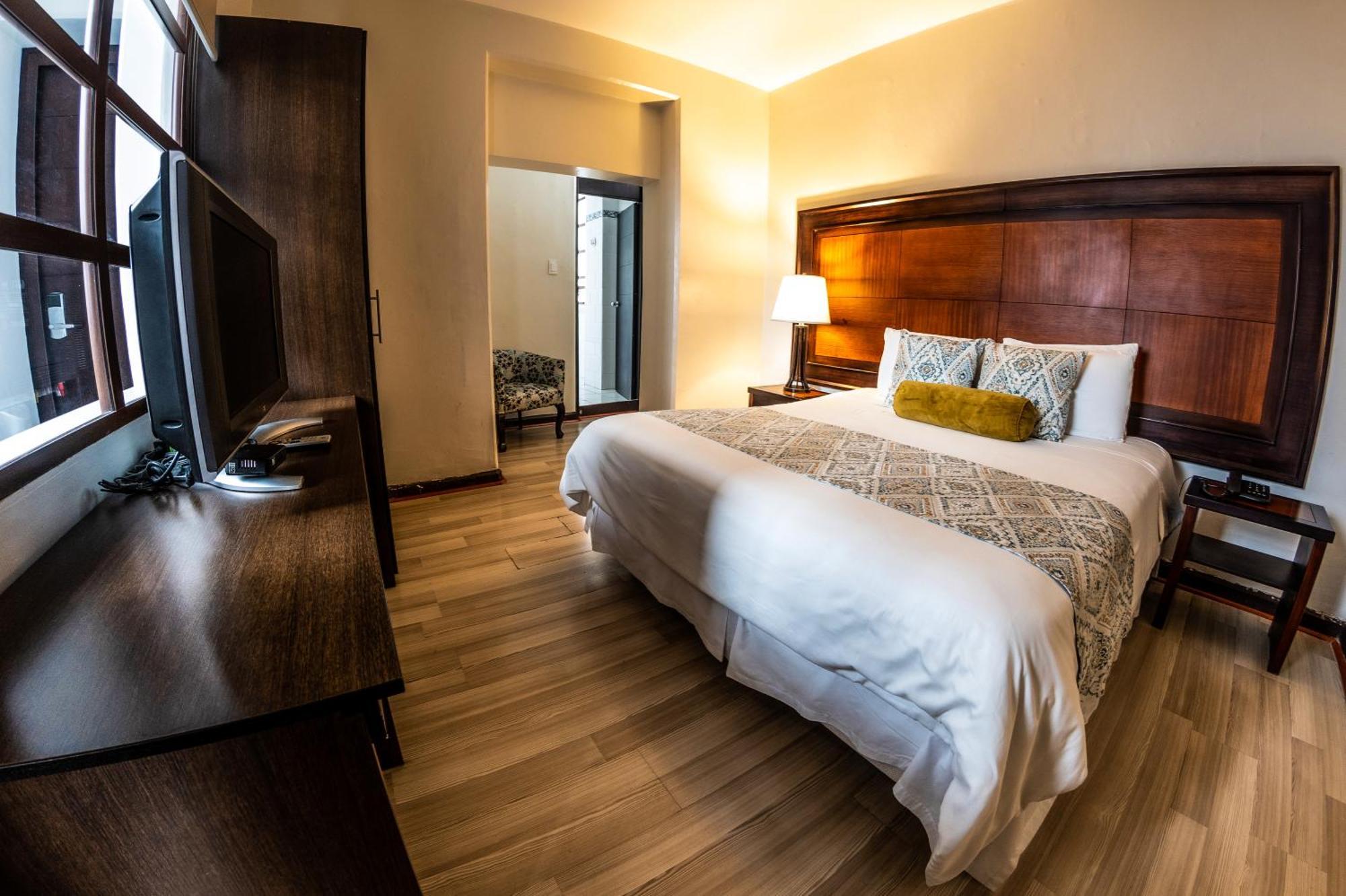 Hotel Cuenca Ngoại thất bức ảnh
