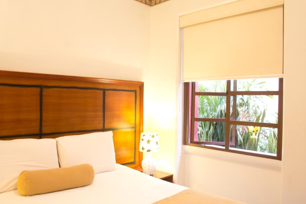 Hotel Cuenca Ngoại thất bức ảnh
