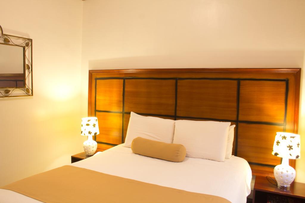 Hotel Cuenca Ngoại thất bức ảnh