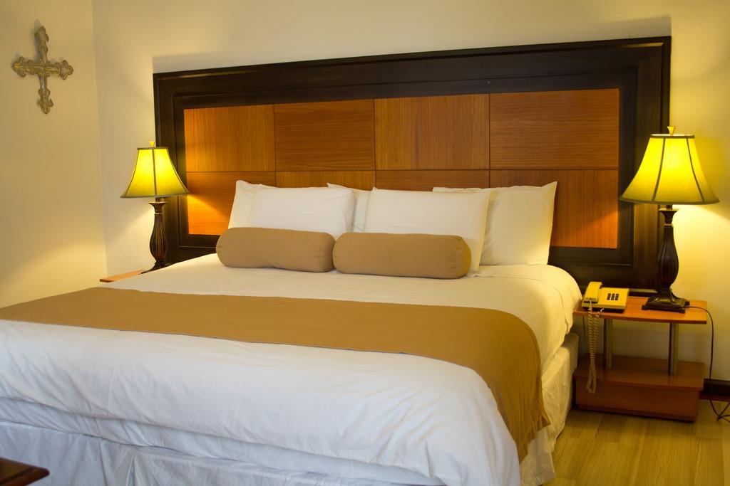 Hotel Cuenca Ngoại thất bức ảnh