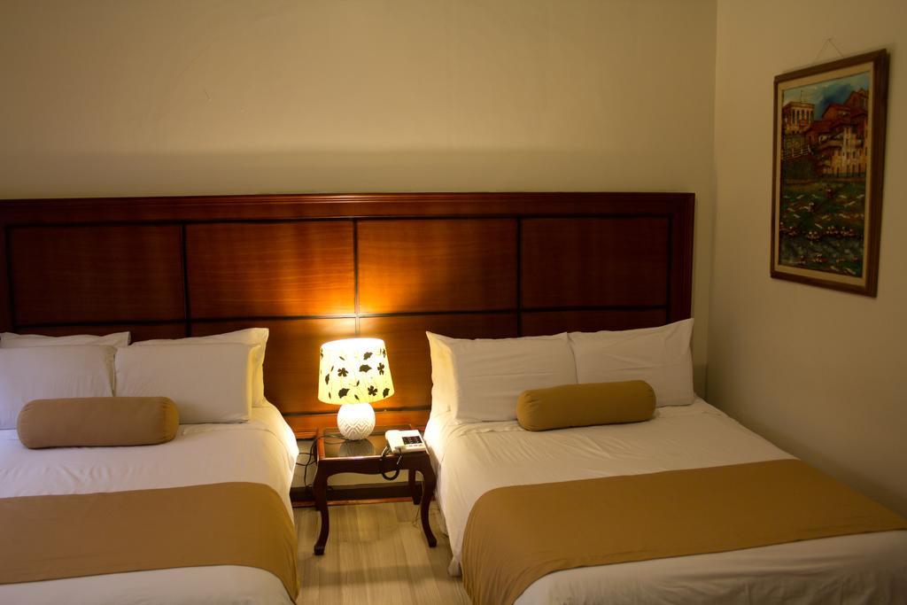 Hotel Cuenca Ngoại thất bức ảnh