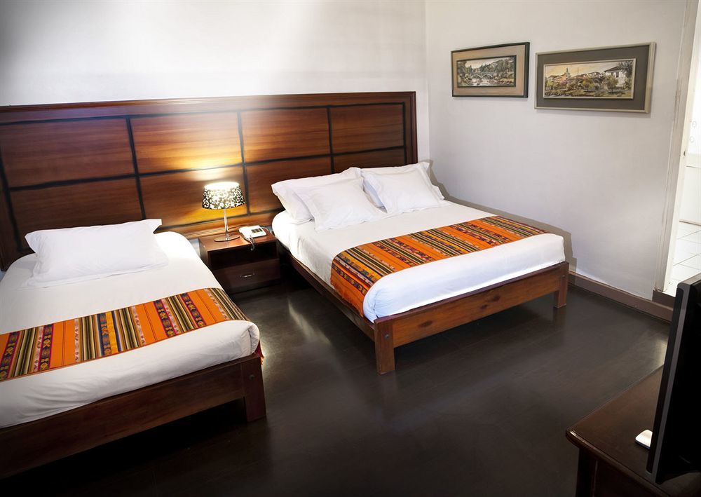 Hotel Cuenca Ngoại thất bức ảnh